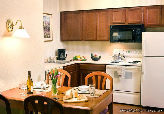 Residence Inn By Marriott Newark Silicon Valley Номер фото